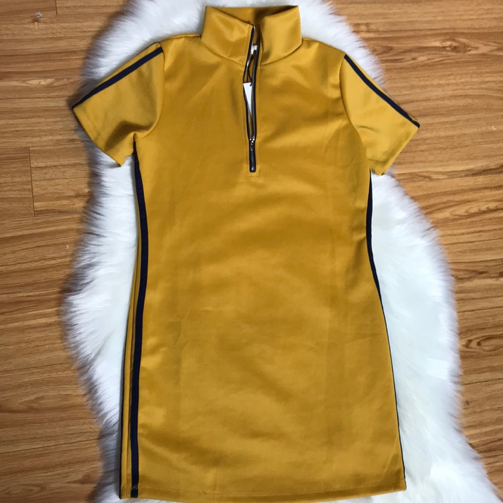 NWT It Girl sporty dress sz L